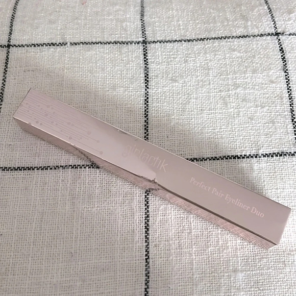 Girlactik Perfect Pair Eyeliner Duo - Picture 6 of 6